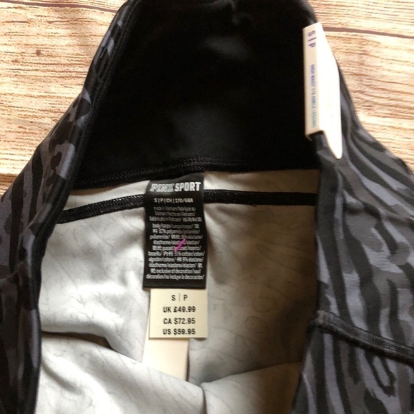 VS Pink BUTTERY SOFT LEGGING - Stormy Grey Leopard - Picture 3 of 6